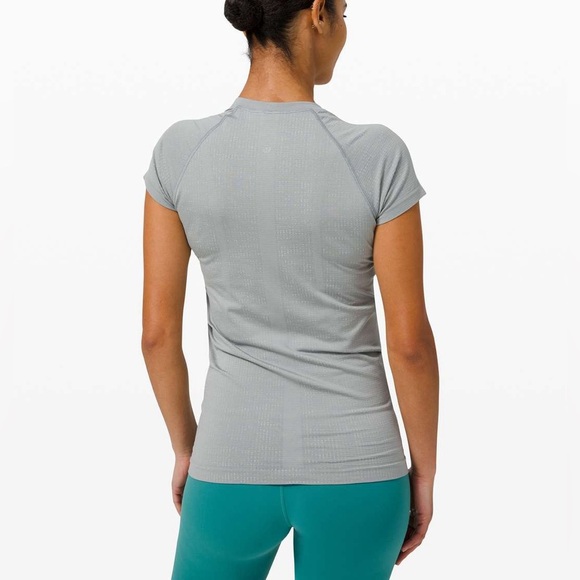 Lululemon Swiftly Tech Short Sleeve Shirt 2.0
Disconnect Rhino Grey / Vapor - Picture 6 of 11